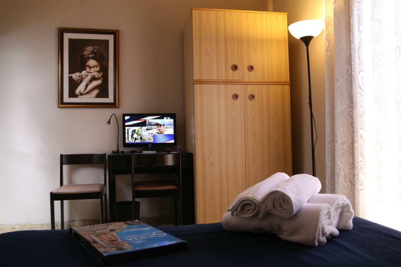 Terra Di Mare Guest House อากริเจนโต ภายนอก รูปภาพ